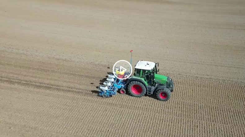 L&L from Austria, uses FJD AT2 to precisely plant crops and share guidance lines with other tractors, enabling more efficient and accurate teamwork. AT2 has greatly improved the farm's productivity and profitability.